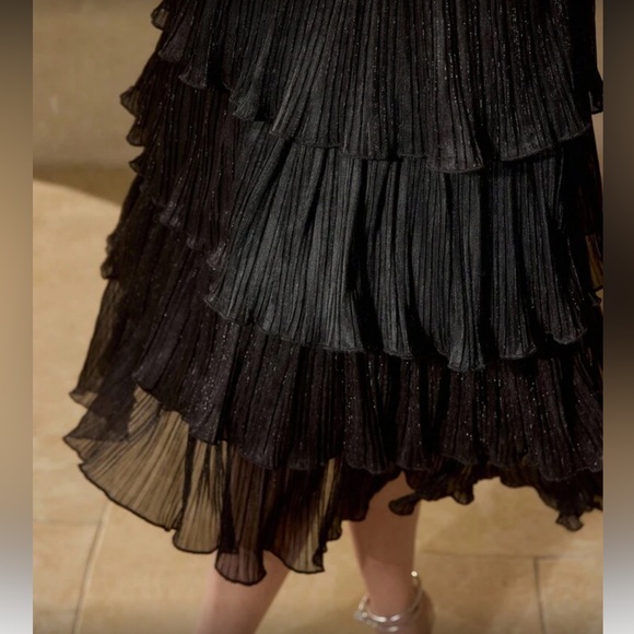 Luxe one shoulder layered ruffle hem midi dress - Picture 3 of 6